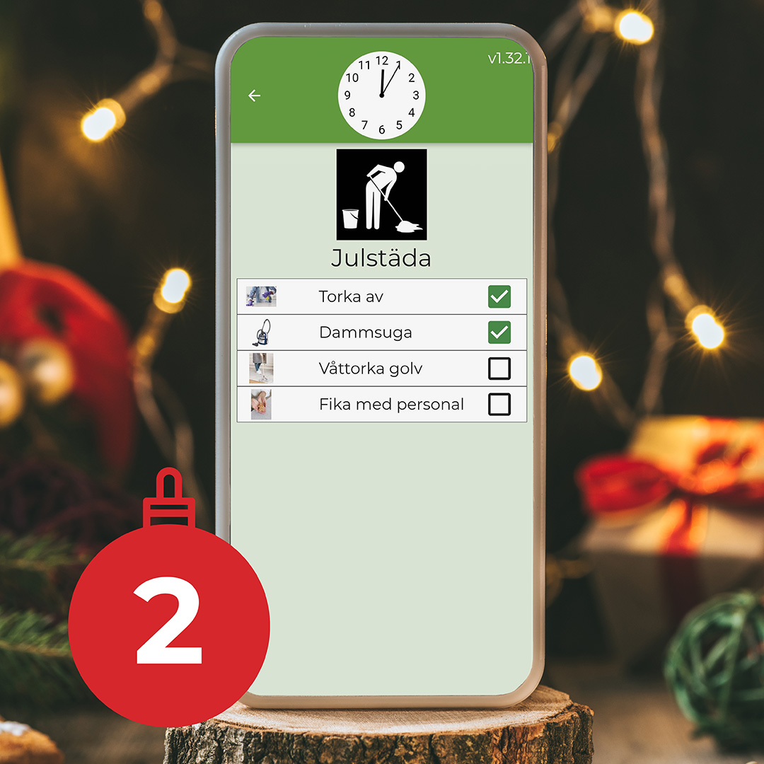 Iphone står i julig miljö och visar det digitala verksamhetsstödet Boet med listan julstäda.